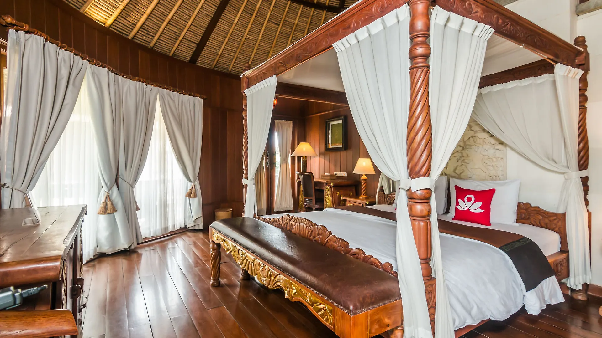 Zen Premium Umalas Dukuh Indah Seminyak  Hotel